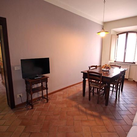 Agriturismo Casale Dello Sparviero Кастелліна-ін-К'янті Екстер'єр фото