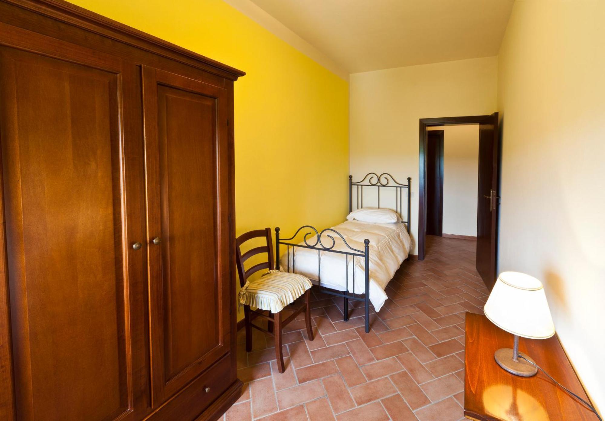 Agriturismo Casale Dello Sparviero Кастелліна-ін-К'янті Номер фото